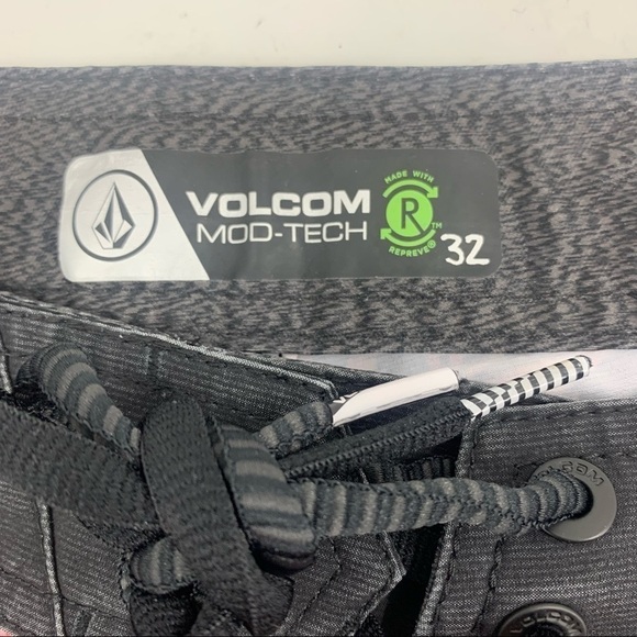 Volcom Mod Tech Swim Suit - Picture 4 of 4